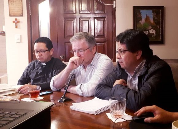 Los Coordinadores de Quito y Guayaquil caminan juntos