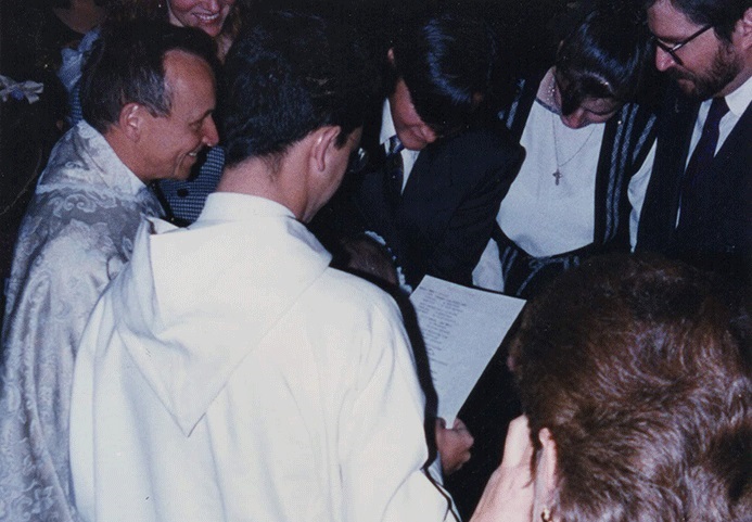 1994, acercamiento a la Obra María, Madre y Reina de la Unidad