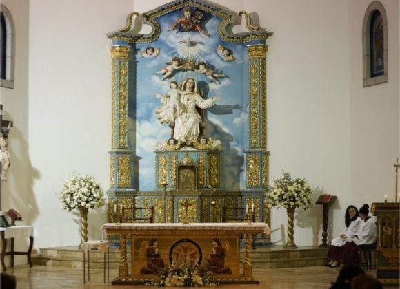 Día de fiesta: Dedicación del Templo a María, Madre y Reina